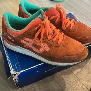 ASICS fresh salmon Gel lyte